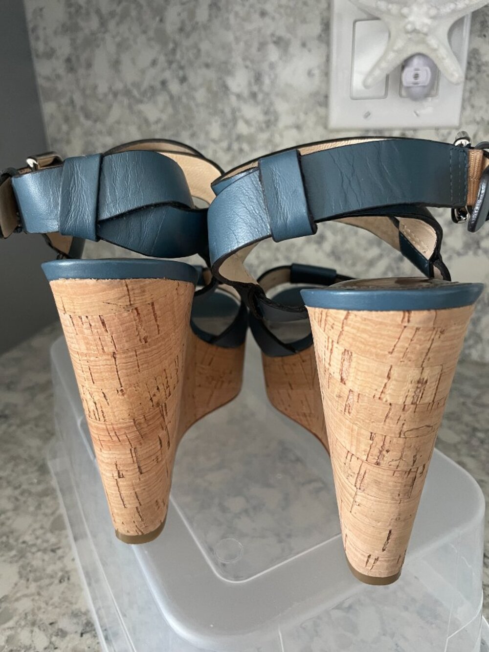 COACH CHARLA PLATFORM STRAPPY SANDAL BLUE VACHETTA LEATHER SIZE 7 PREOWN NO BOX - Picture 3 of 9